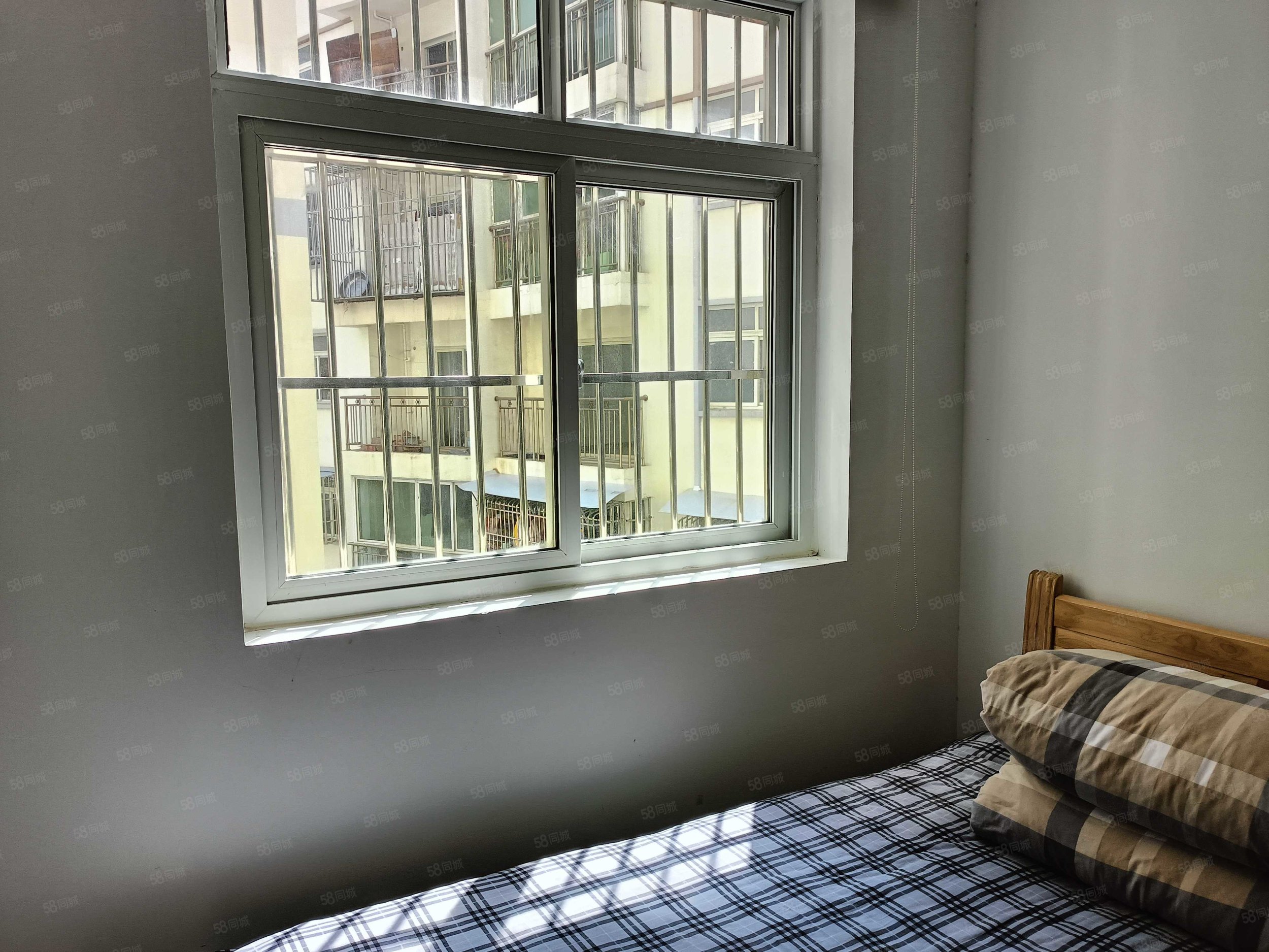 家佳缘小区2室2厅1卫66.36㎡南北19.88万