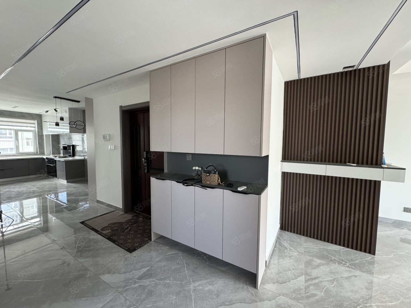 海龙新城3室2厅1卫120㎡南北76万