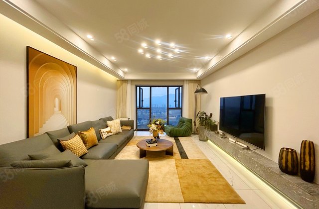 龙湖紫云台湖山著3室2厅113.72㎡135万二手房图片