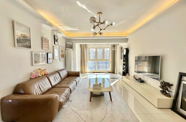 珠江郦城公园一号4室2厅135.91㎡150万二手房图片