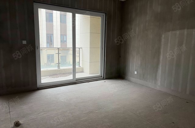 碧桂园观邸4室2厅135.12㎡168万二手房图片