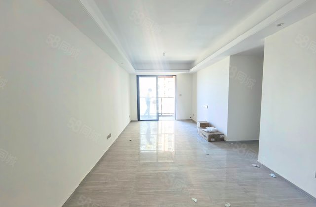 新鸿基泷景(八期)3室2厅85.79㎡108万二手房图片