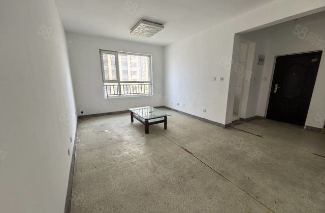 新上商品房水晶丽城东区，3室朝阳带车位地下室