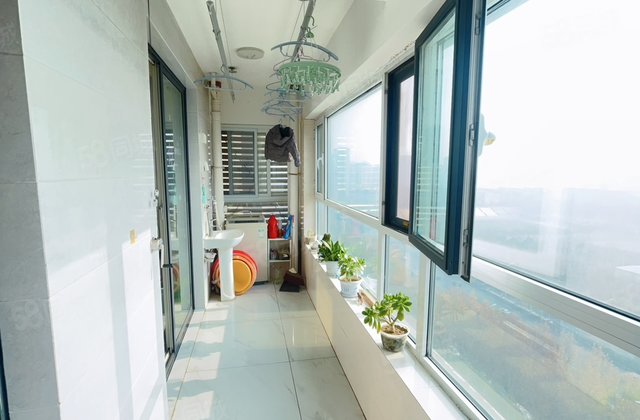 真实在售 双阳台带车位 无遮挡 挨水岸花语 理想城 金柱康城