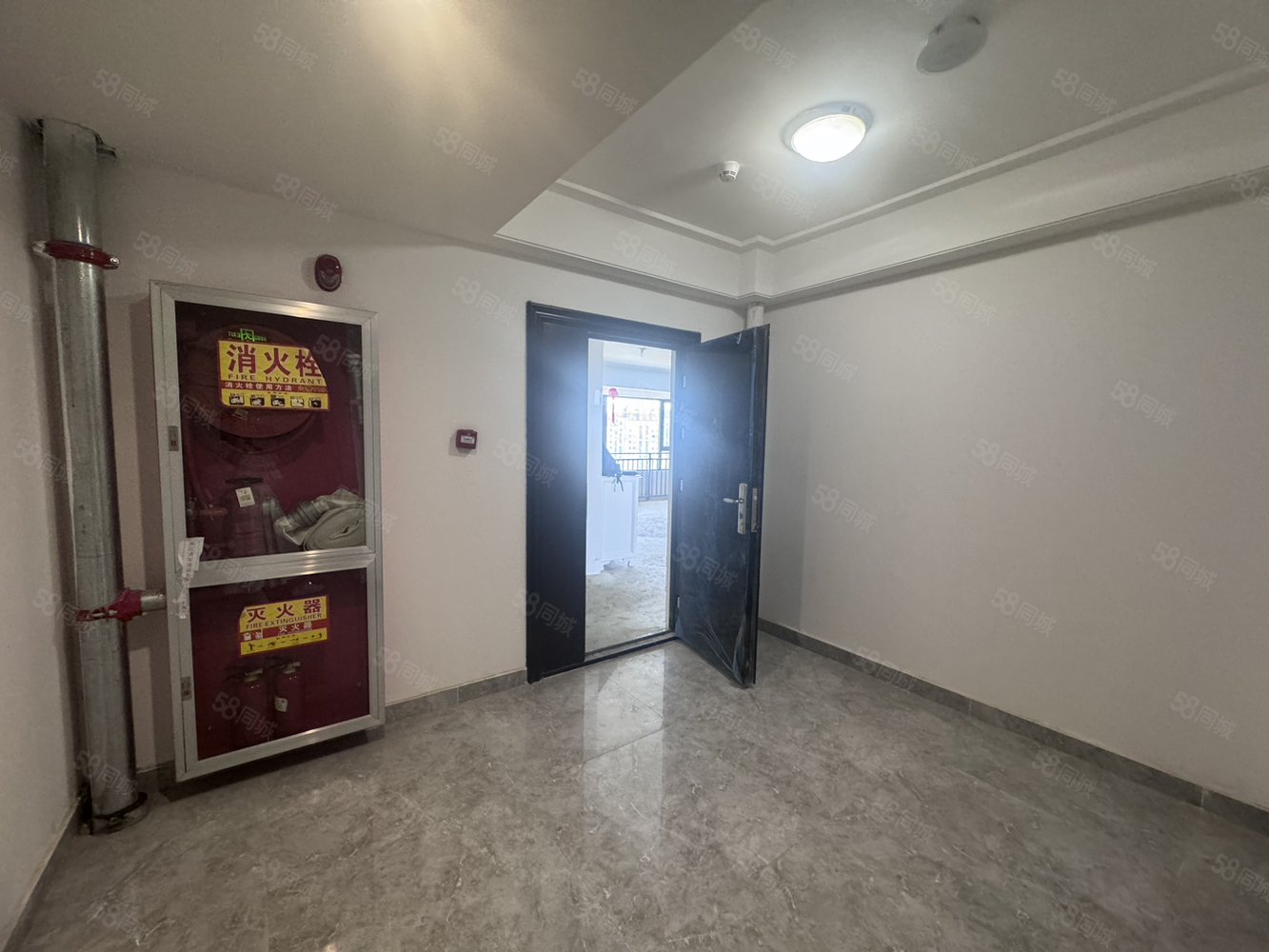 绿地斐勒公馆3室2厅2卫149㎡南北83万