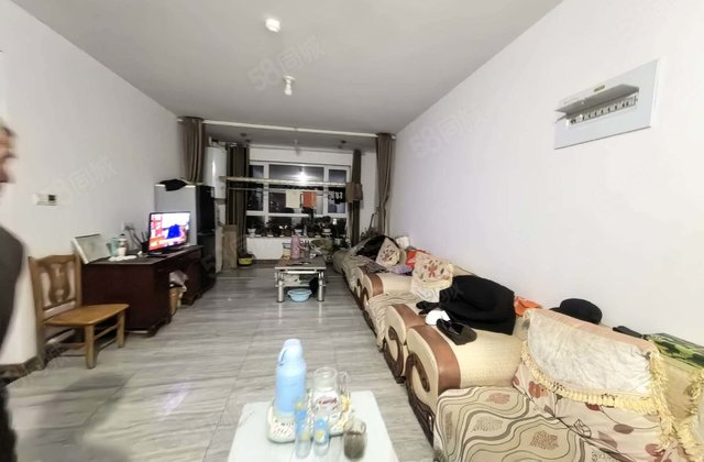 民生凤凰城8号院 3室2厅 116平 满二带车位储藏室