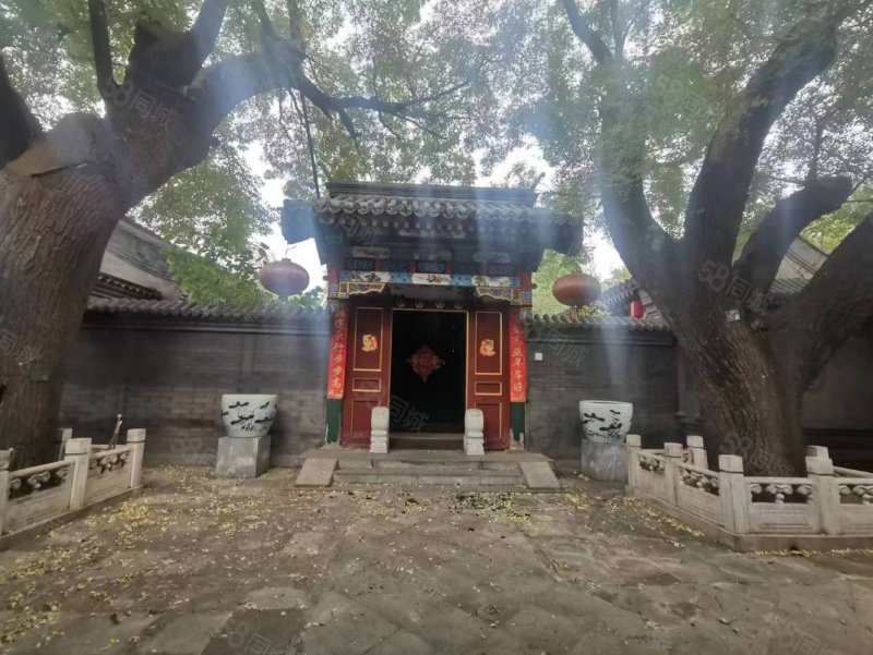 東旺胡同小區(qū)10室10廳5衛(wèi)721㎡南北17000萬(wàn)