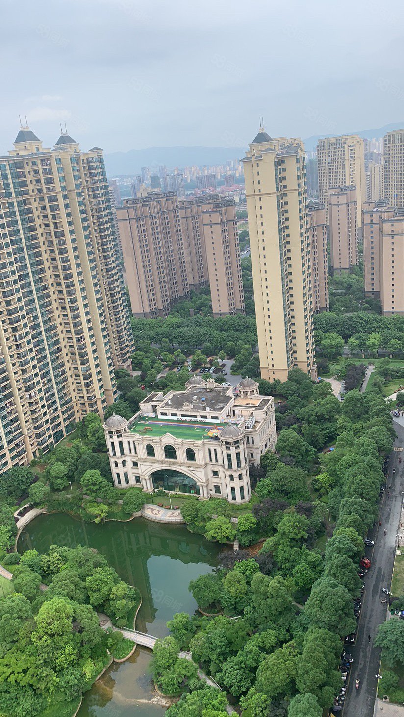 恒大帝景中间楼层大4房3卫满五亏钱出售