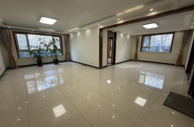 昌润莲城！边户！ 前排！全天采光！全明户型！大3居！可面议！