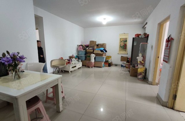 急售东昌湖边！电梯观景房~正规三室~送储藏室~免大税可按揭！