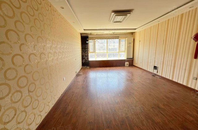 金嘉水岸3室2厅140.87㎡125万二手房图片