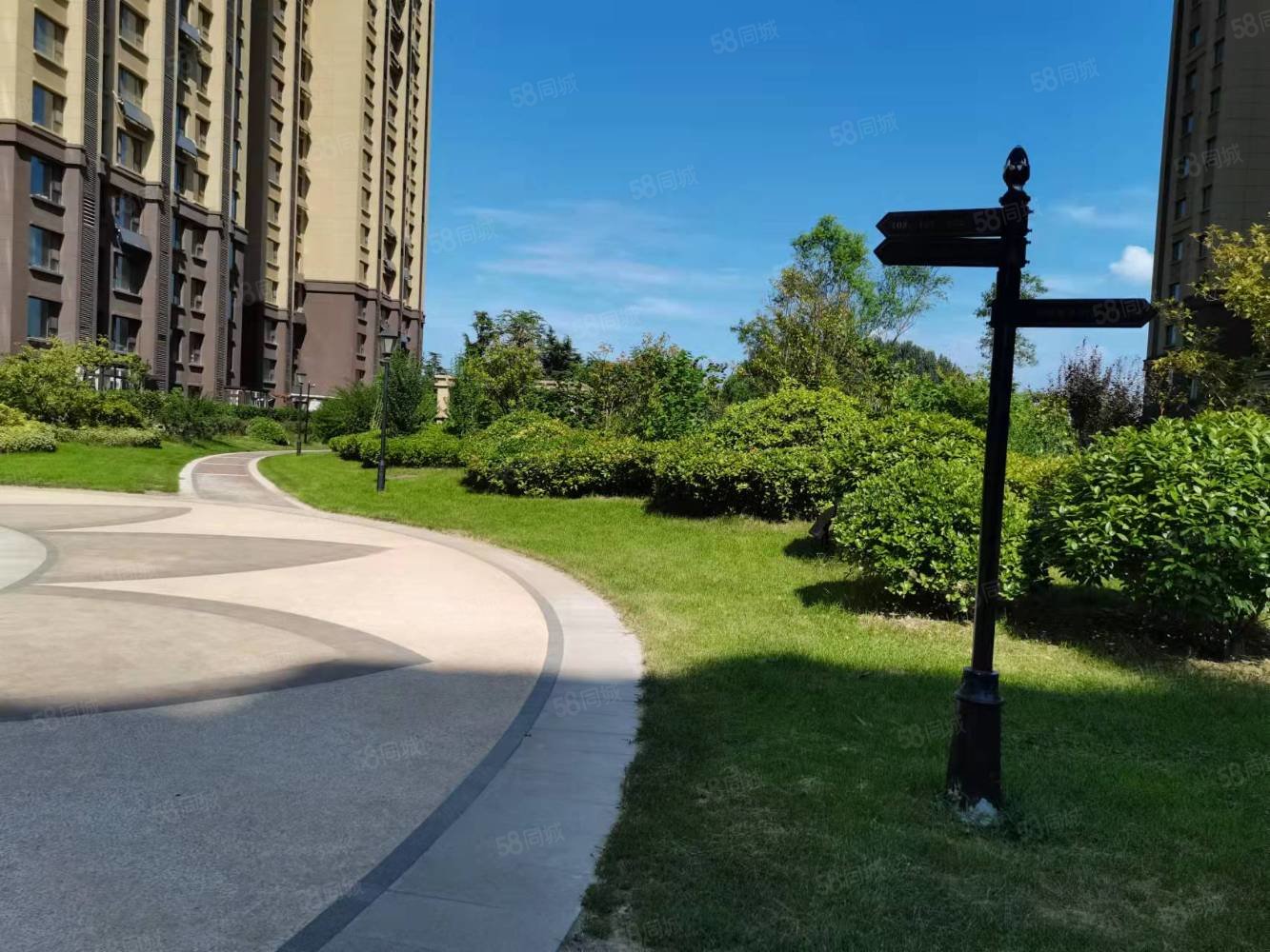 香山名郡3室2厅2卫121㎡南北90万