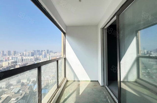 万泰时代城悦府3室1厅109㎡63.8万二手房图片