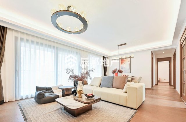 中洲锦城湖岸3室2厅105.86㎡302万二手房图片