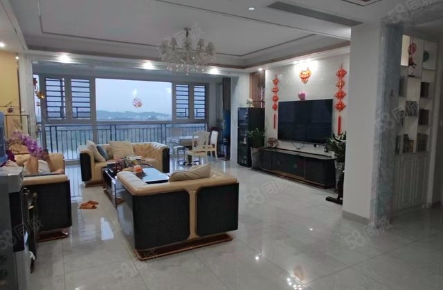 中信山语湖御湖5室2厅303.89㎡400万二手房图片