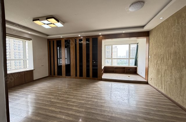 东昌丽都 小高层 东边户 带车位储 东昌甲第 华翠园