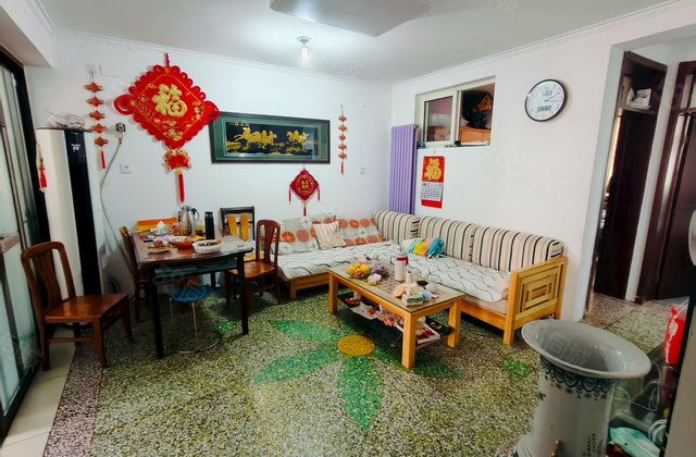 北园小区 中间楼层 户型好 位置好  急售