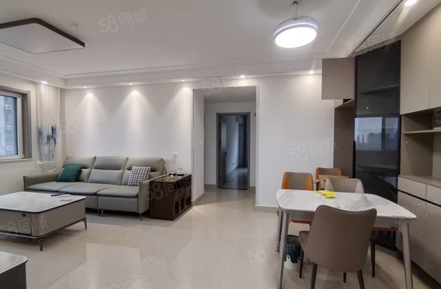 宝莱花园  精装三室带车位边户  拎包入住