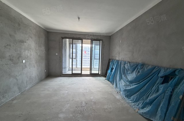 湖岸新城4室2厅144㎡75万二手房图片