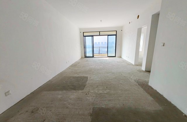 人居柏云庭4室2厅165.93㎡185.6万二手房图片