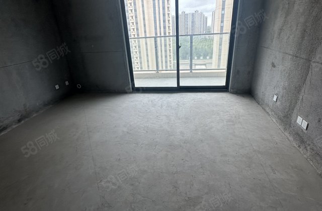 香湖景苑3室2厅125.48㎡52万二手房图片