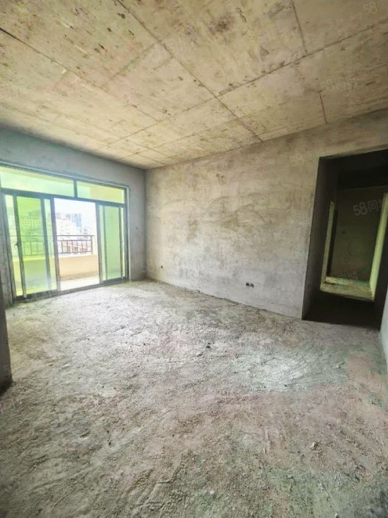 御泉名都2室2厅1卫73.62㎡南45万