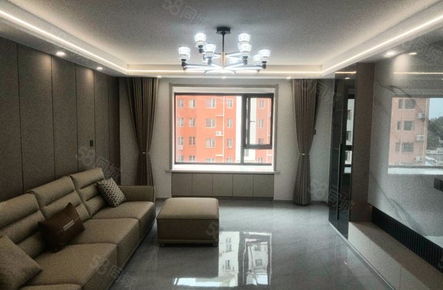 东方沁园3室2厅134㎡98万二手房图片