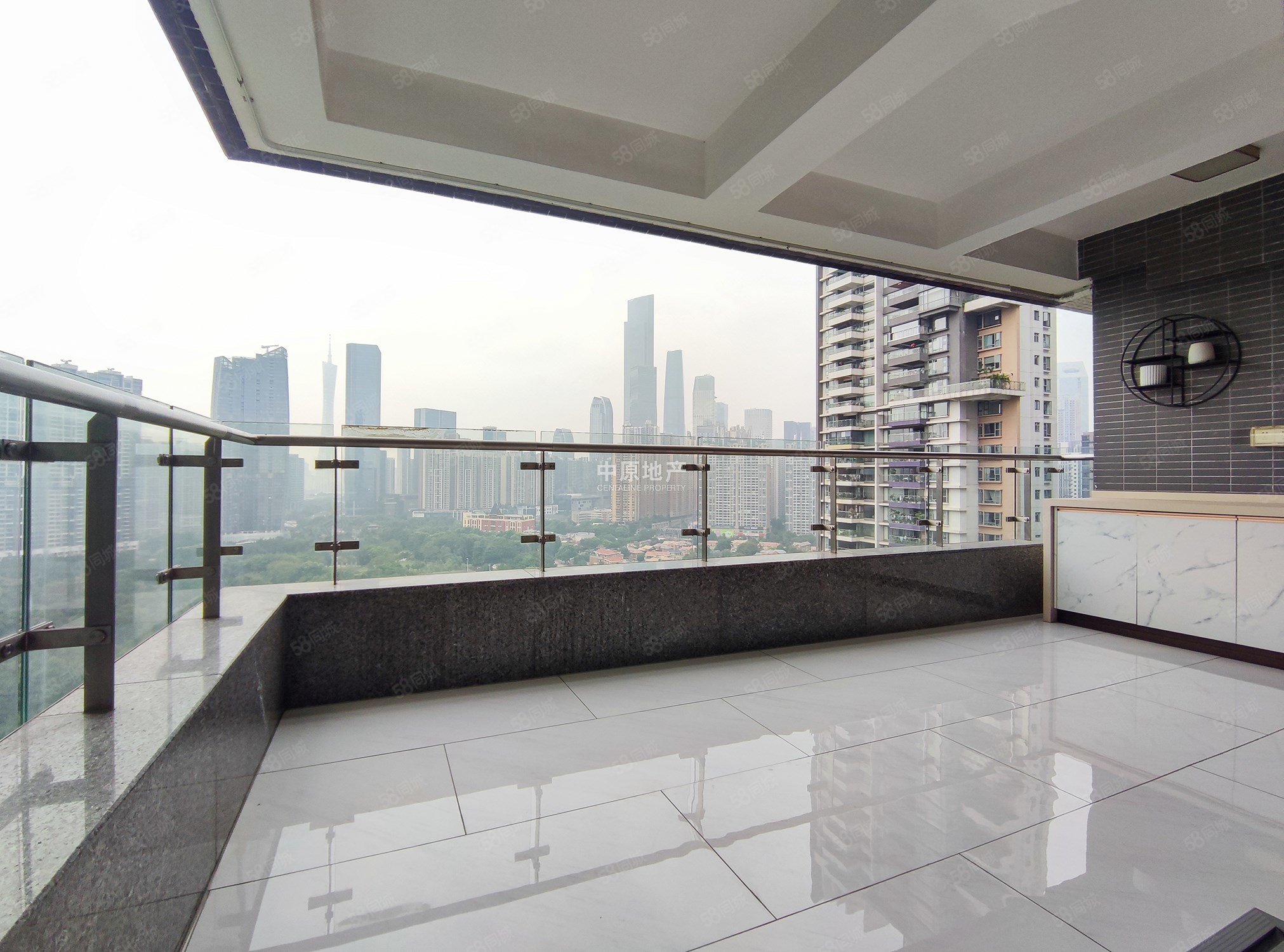 珠江新城东区改善品质小区誉峰a8栋一线珠江公园景观价格可谈