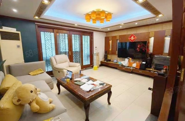 世代锦江凯旋门4室2厅153.98㎡418万二手房图片