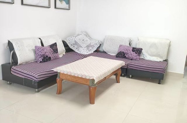 老文轩本部，水木清华小区，停车方便小高