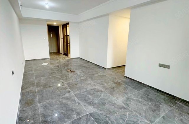 越秀和樾府4室2厅122㎡0万二手房图片