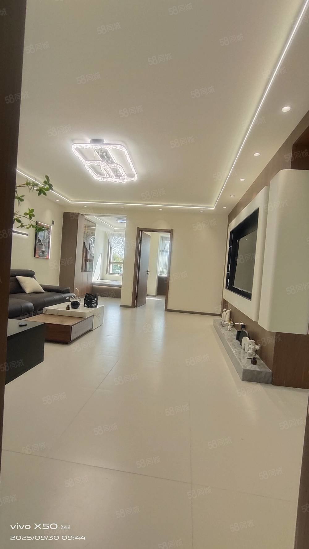 锦江丽都3室1厅1卫120㎡南北76万