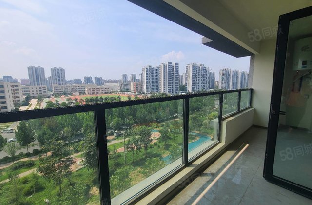 城市玖玺北区 新房未住 三叶草户型 一梯一户 送车位储藏室