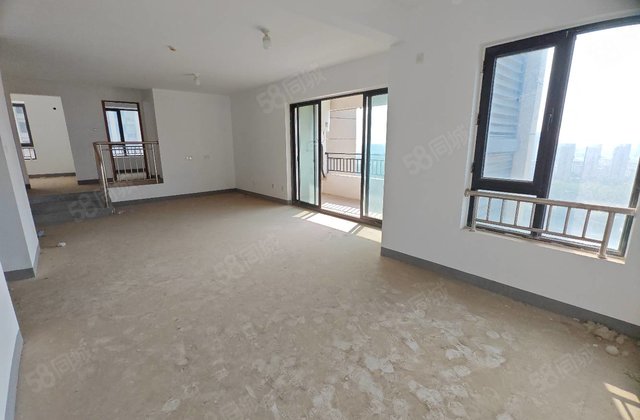 徒骇河景房! 锦绣学府!一手未住新房! 四室两卫 带车储