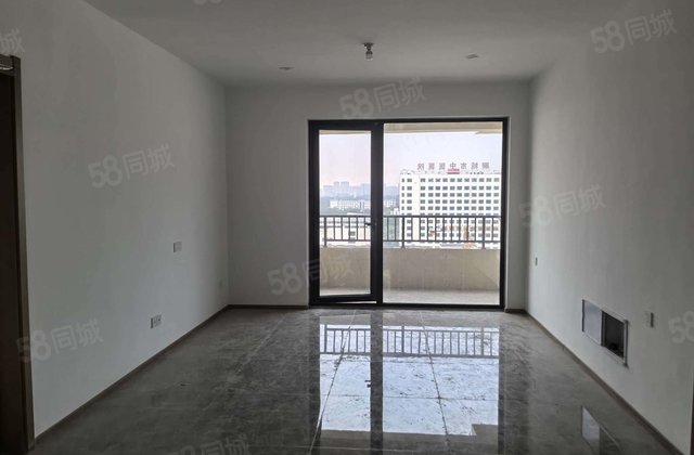 文轩本部，东关瑞府东边户，三叶草户型性价比超高，随时看房