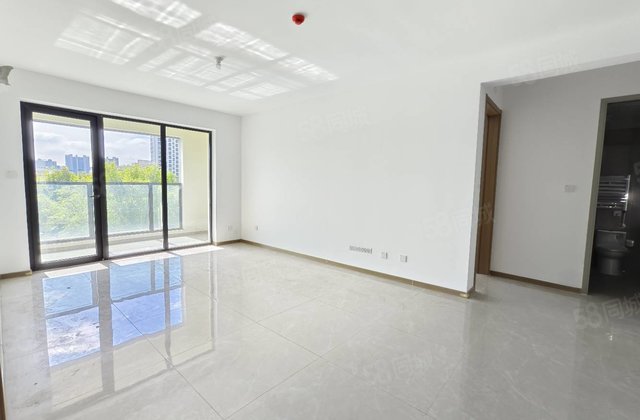 急售   实验对过 城市玖玺 新房未住 三叶草户型 看房方便