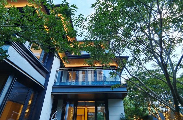 南湖国际社区(南区)4室2厅125.73㎡146万二手房图片