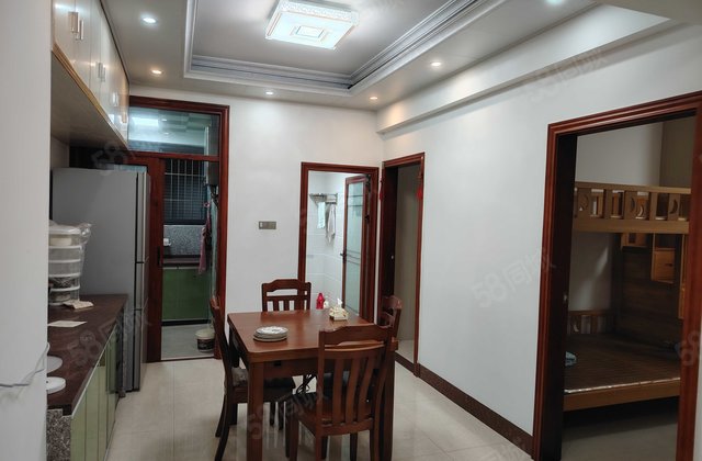 名门世家3室2厅84.63㎡89万二手房图片