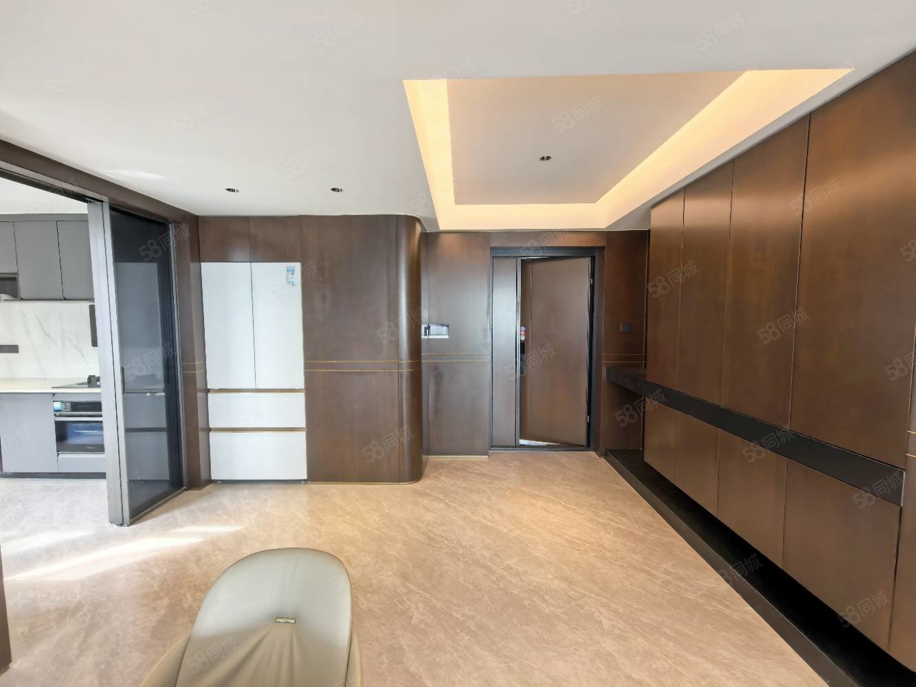 天秀湾4室2厅2卫202㎡南北258万