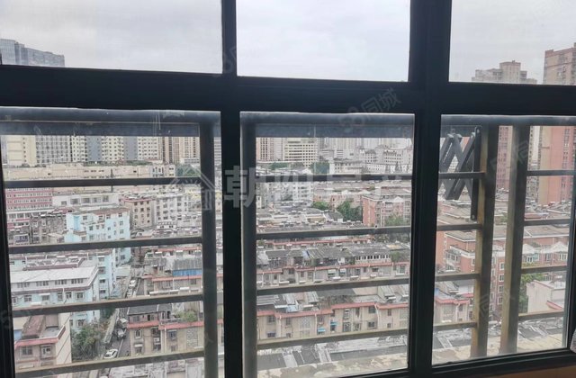 龙湖汇景豪庭3室2厅150.36㎡59.9万二手房图片