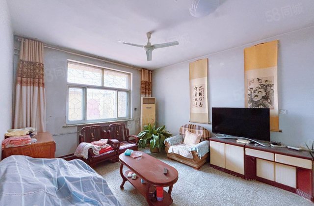 湖边一楼带大院，市人大家属院，独门独院，东昌路上孔繁森纪念馆