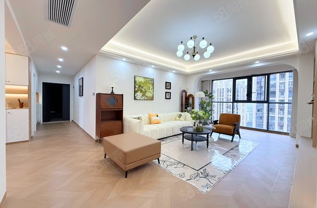 东方美地4室2厅146㎡103.8万二手房图片