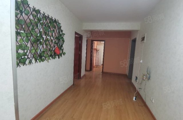 新东方龙湾小区文轩一中外国语附近 免大税 可按揭看房方便