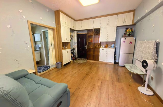 华尔兹广场1室1厅60.76㎡83万二手房图片