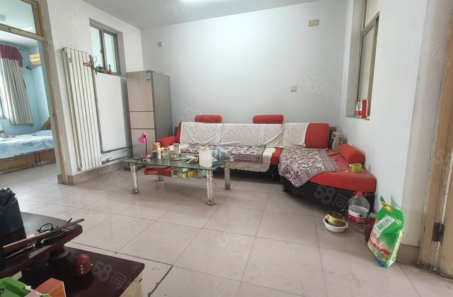 东昌中学！单价5000多！三室！毛纺厂家属院！一品家苑旁！