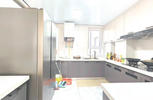 中海尚学府7室3厅221.26㎡190万二手房图片