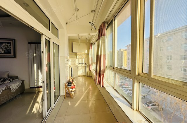 设计院公寓 出门一实验 三叶草双阳台  星光和园 财富城