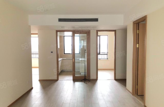 柳岸闻莺4室2厅119.16㎡330万二手房图片