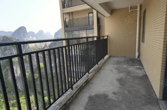 宝盈大厦1室2厅70.31㎡16.8万二手房图片