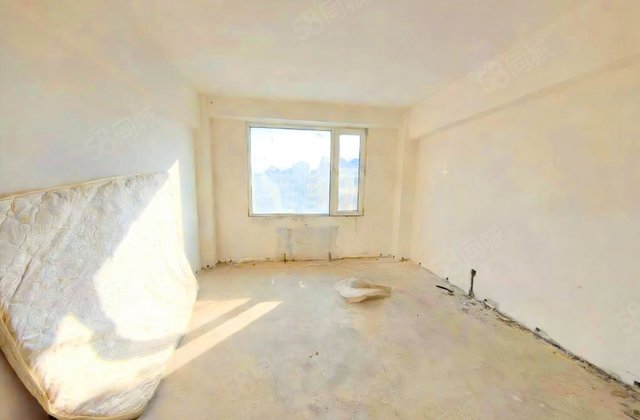 南湖名家5室3厅266㎡140万二手房图片